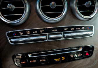 Подержанный автомобиль Mercedes-Benz GLC Coupe 2017 года (25 фото)