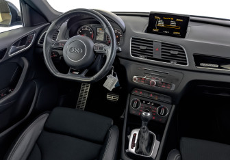 Подержанный автомобиль Audi Q3 2017 года (29 фото)
