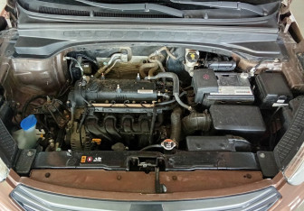 Подержанный автомобиль Hyundai Creta 2016 года (16 фото)