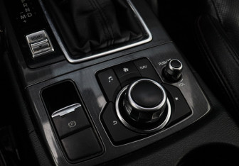 Подержанный автомобиль Mazda CX-5 2015 года (22 фото)