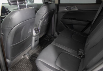 Подержанный автомобиль Kia Sportage 2025 года (11 фото)