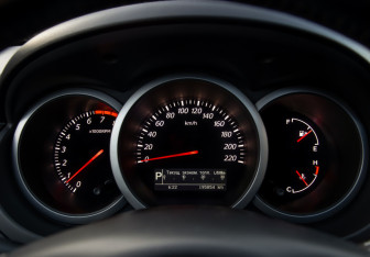 Подержанный автомобиль Suzuki Grand Vitara 2008 года (9 фото)