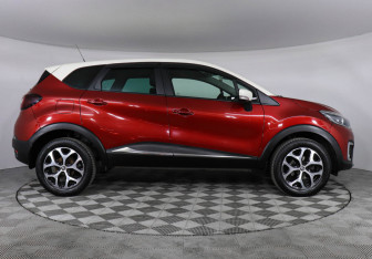 Подержанный автомобиль Renault Kaptur 2019 года (4 фото)