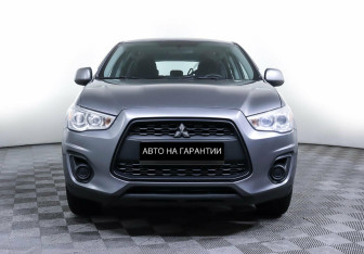 Подержанный автомобиль Mitsubishi ASX 2014 года (2 фото)