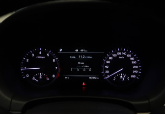Подержанный автомобиль Genesis G80 2019 года (19 фото)
