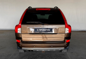 Подержанный автомобиль Volvo XC90 2012 года (5 фото)