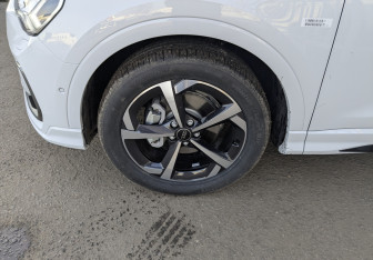 Новый Audi Q3 2025 (7 фото)