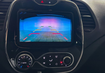 Подержанный автомобиль Renault Kaptur 2017 года (20 фото)