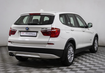 Подержанный автомобиль BMW X3 2013 года (4 фото)