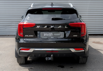 Подержанный автомобиль Haval Jolion 2024 года (6 фото)