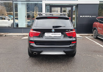 Подержанный автомобиль BMW X3 2016 года (6 фото)