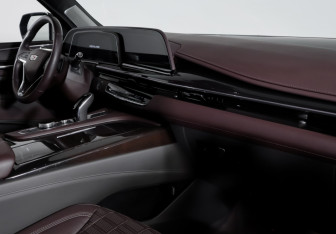 Подержанный автомобиль Cadillac Escalade Suv 2022 года (9 фото)