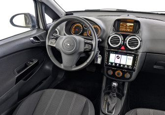 Подержанный автомобиль Opel Corsa 2012 года (29 фото)