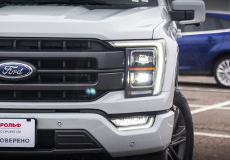 Новый Ford F-150 2023 (2 фото)