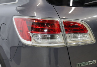 Подержанный автомобиль Mazda CX-9 2006 года (24 фото)