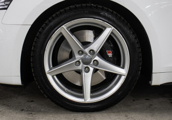 Подержанный автомобиль Audi A5 Liftback 2017 года (29 фото)