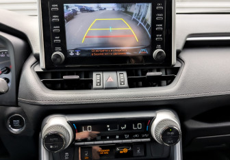 Подержанный автомобиль Toyota RAV4 2019 года (25 фото)