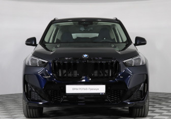 Новый BMW X1 2025 (3 фото)