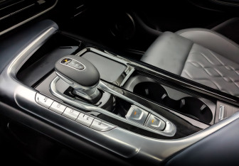 Подержанный автомобиль Voyah Free 2022 года (28 фото)