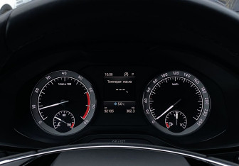 Подержанный автомобиль Skoda Karoq 2021 года (24 фото)