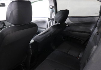 Подержанный автомобиль SsangYong Actyon 2011 года (12 фото)