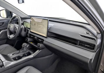 Новый Toyota RAV4 2026 (9 фото)