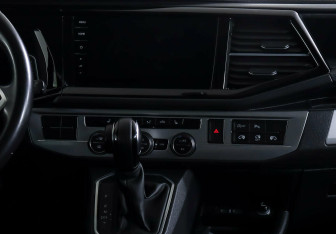 Подержанный автомобиль Volkswagen Multivan 2020 года (14 фото)