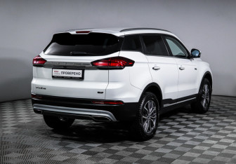 Подержанный автомобиль Geely Atlas Pro 2022 года (5 фото)