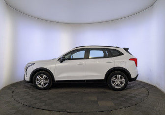 Подержанный автомобиль Haval Jolion 2024 года (8 фото)