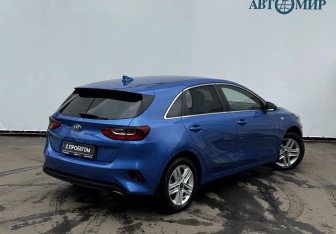 Подержанный автомобиль Kia Ceed Hatchback 2020 года (5 фото)