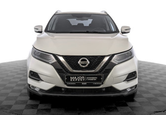 Подержанный автомобиль Nissan Qashqai 2020 года (2 фото)