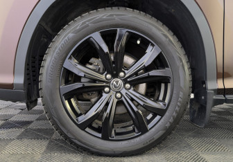 Подержанный автомобиль Lexus RX 2018 года (12 фото)