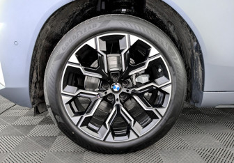 Новый BMW X3 2025 (7 фото)