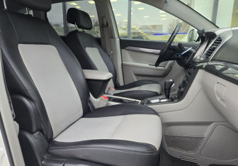 Подержанный автомобиль Chevrolet Captiva 2012 года (10 фото)