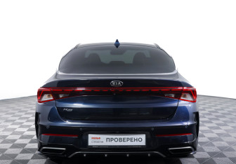 Подержанный автомобиль Kia K5 2020 года (6 фото)