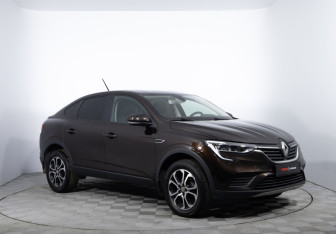 Подержанный автомобиль Renault Arkana 2019 года (3 фото)
