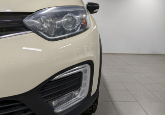 Подержанный автомобиль Renault Kaptur 2019 года (16 фото)