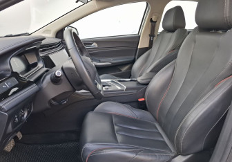 Подержанный автомобиль Omoda S5 2023 года (10 фото)