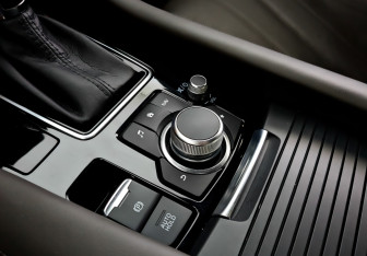 Подержанный автомобиль Mazda 6 Sedan 2023 года (26 фото)