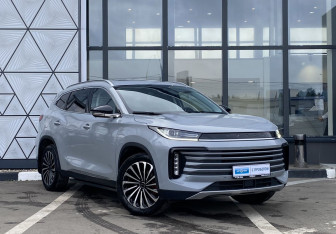 Подержанный автомобиль Exeed TXL 2022 года (3 фото)