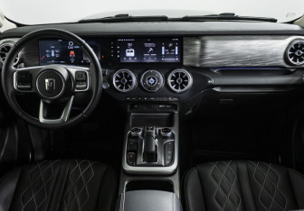 Подержанный автомобиль Tank 300 2024 года (12 фото)