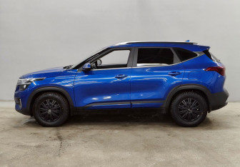 Подержанный автомобиль Kia Seltos 2021 года (8 фото)