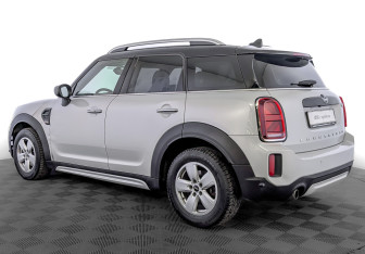 Подержанный автомобиль MINI Countryman 2021 года (7 фото)