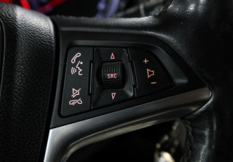 Подержанный автомобиль Opel Astra Hatchback 2012 года (20 фото)