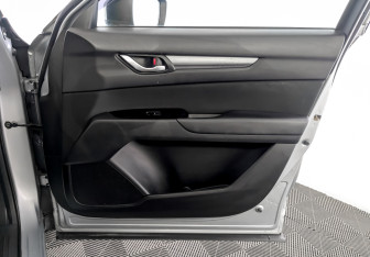 Подержанный автомобиль Mazda CX-5 2019 года (24 фото)