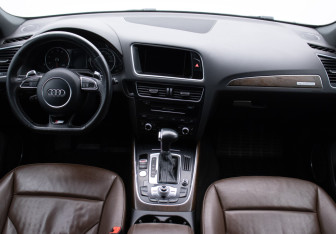 Подержанный автомобиль Audi Q5 2013 года (13 фото)