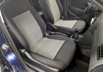 Подержанный автомобиль Volkswagen Polo Sedan 2014 года (20 фото)