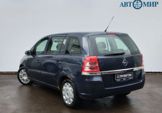 Подержанный автомобиль Opel Zafira Compactvan 2007 года (7 фото)