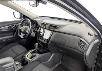 Подержанный автомобиль Nissan X-Trail 2019 года (11 фото)