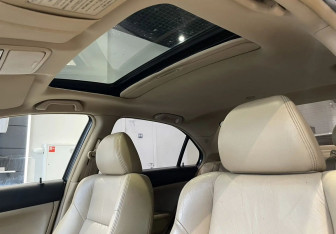 Подержанный автомобиль Honda Accord Sedan 2004 года (16 фото)